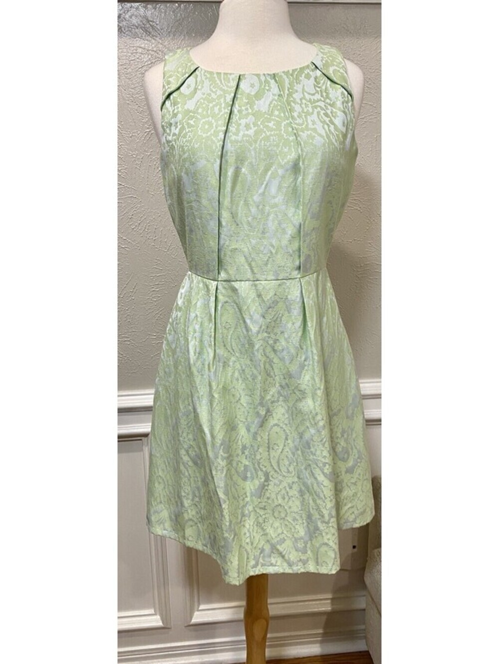 Gianni Bini Brocade Green Paisley Dress Sz. 8 A-Line Pastel Bridgerton Party
